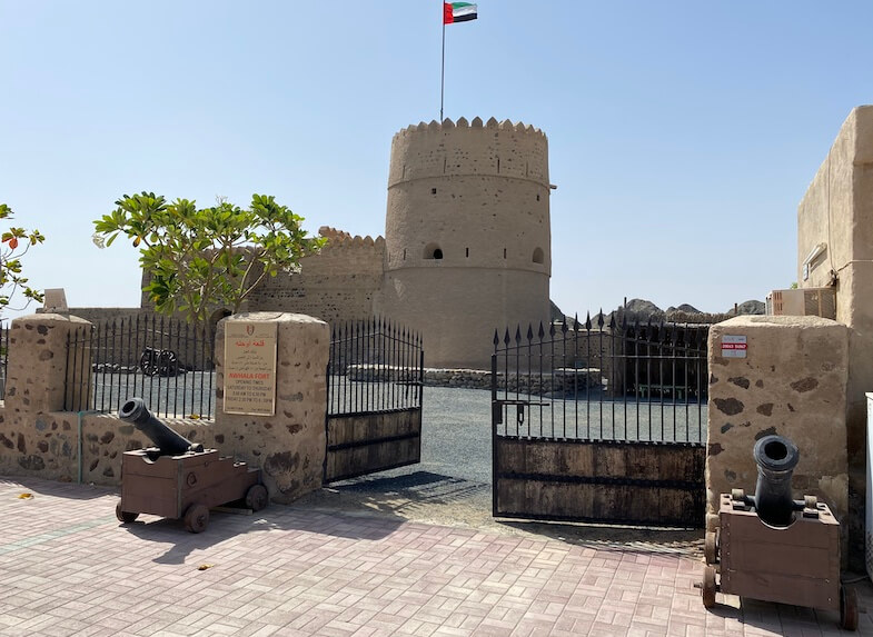 exterior view of awhala fort fujairah united arab emirates(1)
