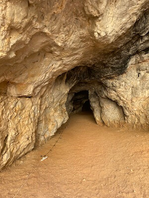 cave wadi naqab ras al khaimah