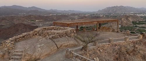 Al Boma tower seating area and view over Hatta. Masfout