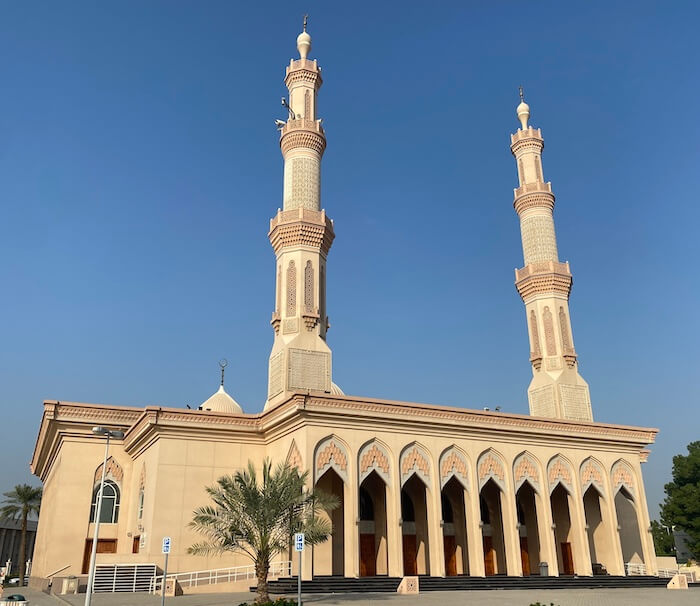 Ahmad bin Hanbal Mosque in Sharjah, exterior view, accessible mosque