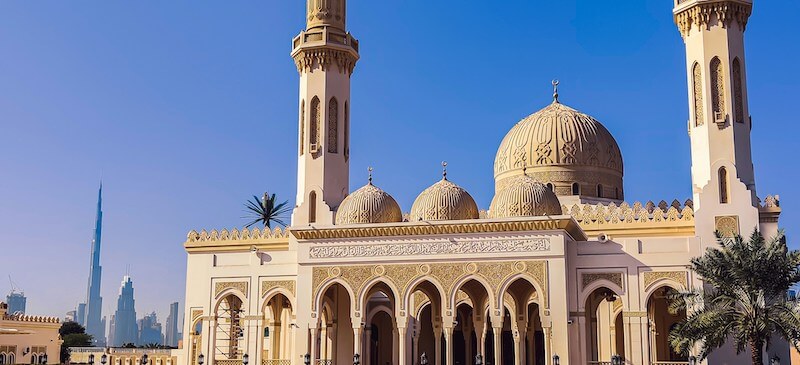 close-up photo of Jumeirah Mosque 